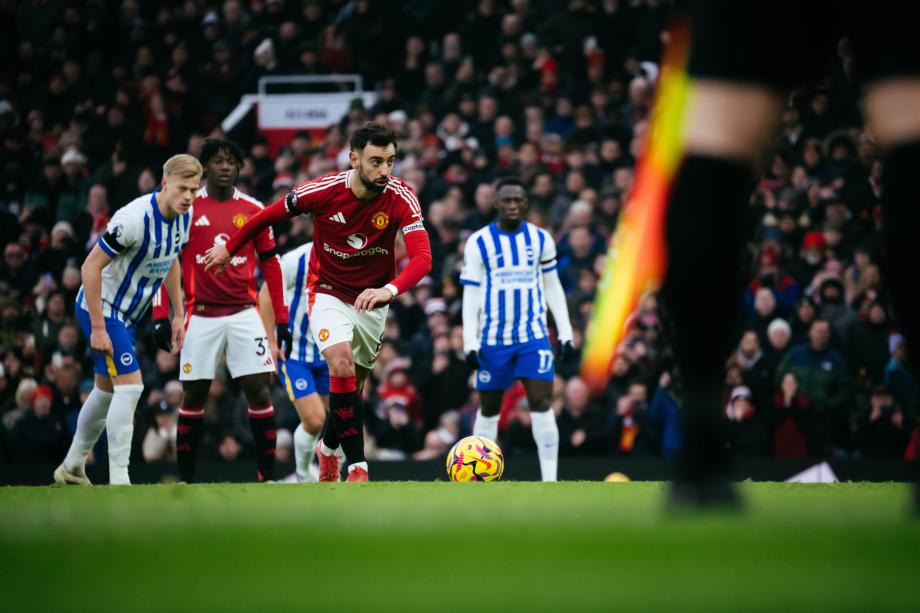 英超-三笘薰传射 曼联1-3布莱顿近6轮仅1胜