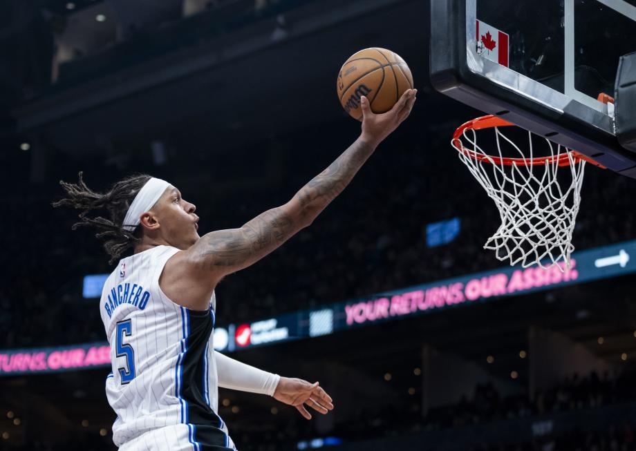 巴雷特19+8班凯罗26+12 猛龙21分逆转送魔术4连败