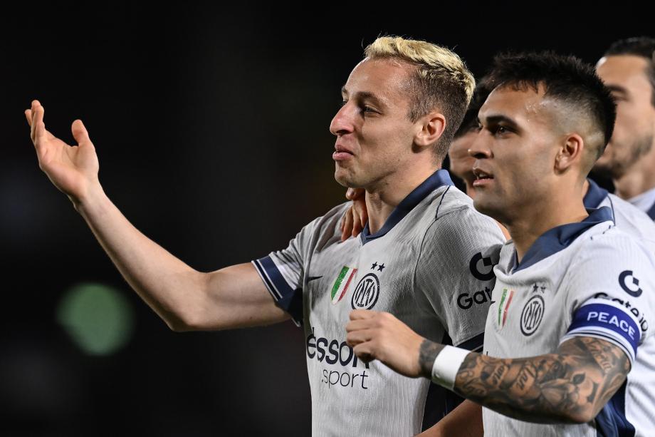 劳塔罗传射建功邓弗里斯进球 国米客场完胜