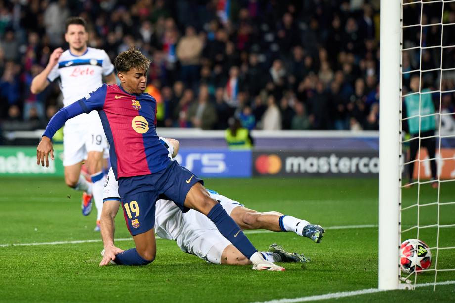 欧冠-亚马尔阿劳霍破门 巴萨2-2亚特兰大第2晋级