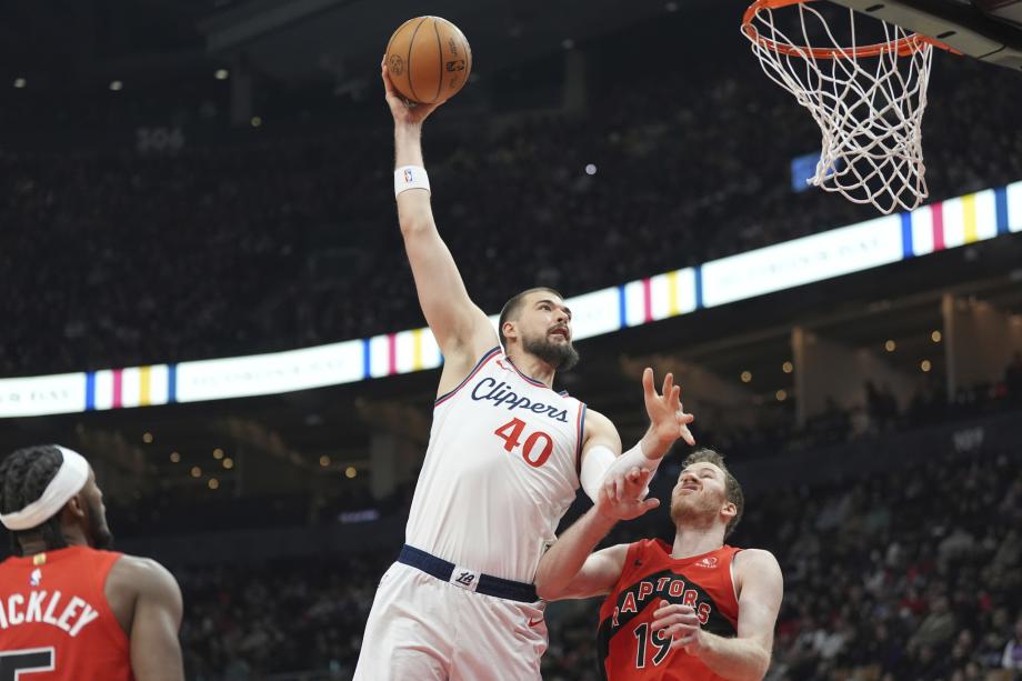 哈登25+7巴雷特20+7 猛龙终结快船两连胜