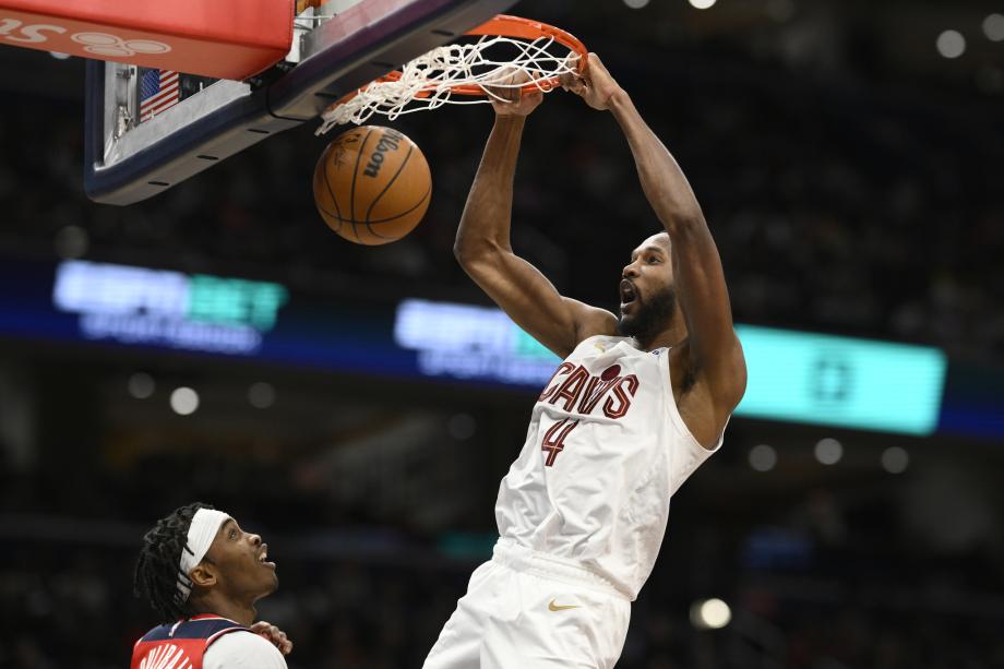 米切尔33+5普尔生涯新高45分 骑士客场击败奇才