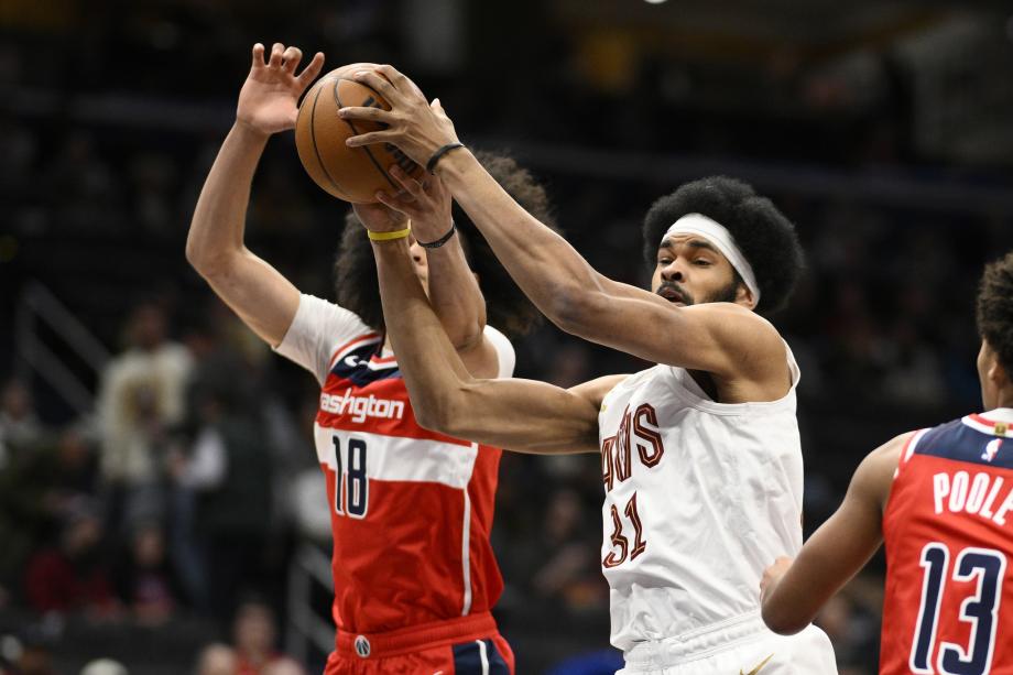 米切尔33+5普尔生涯新高45分 骑士客场击败奇才