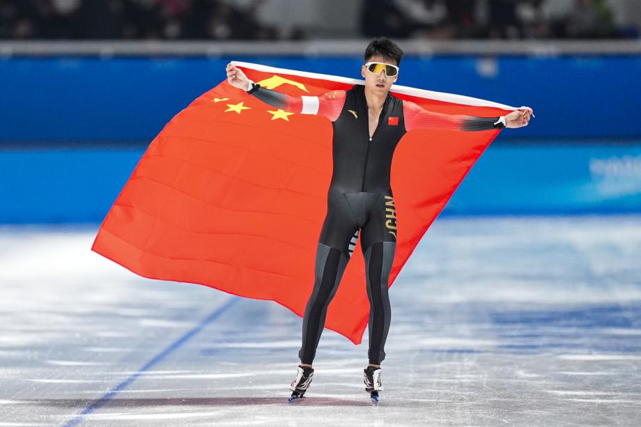 [图]高亭宇夺得亚冬会速率溜冰男人500米金牌体育赛事直播
