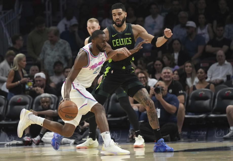 塔图姆33分阿德巴约22+12 绿军轻取热火