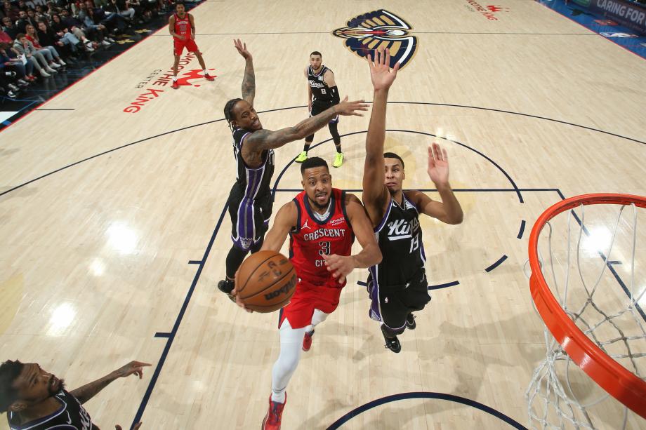 麦科勒姆43+7萨博尼斯22+28 鹈鹕加时力克国王