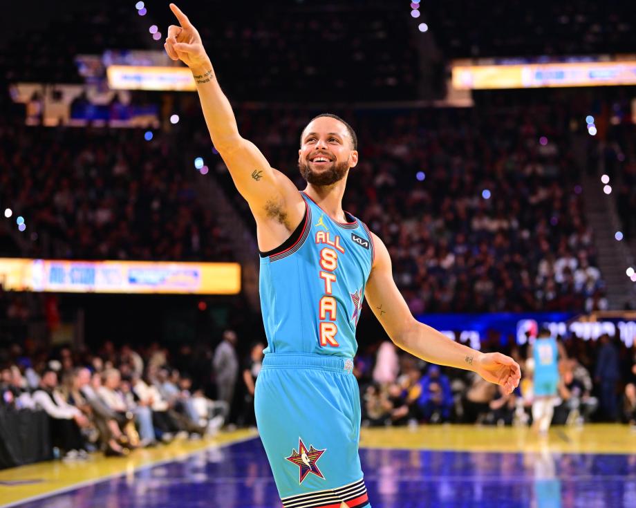 NBA全明星正赛:库里MVP 奥尼尔队夺冠