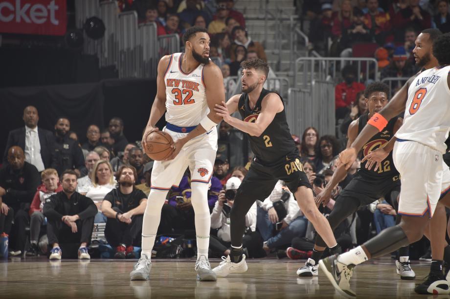 米切尔领衔6人得分上双 骑士狂胜尼克斯取6连胜