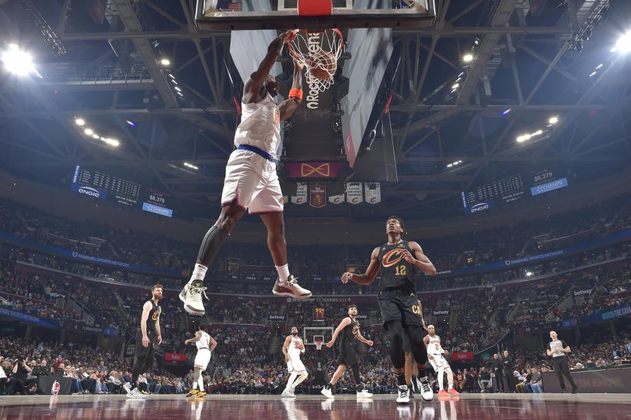 米切尔领衔6人得分上双 骑士狂胜尼克斯取6连胜