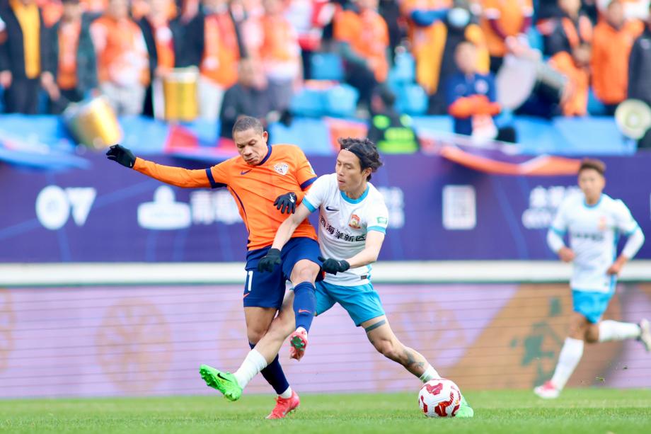 中超-马特乌斯双响席尔瓦世界波 海牛2-2西海岸