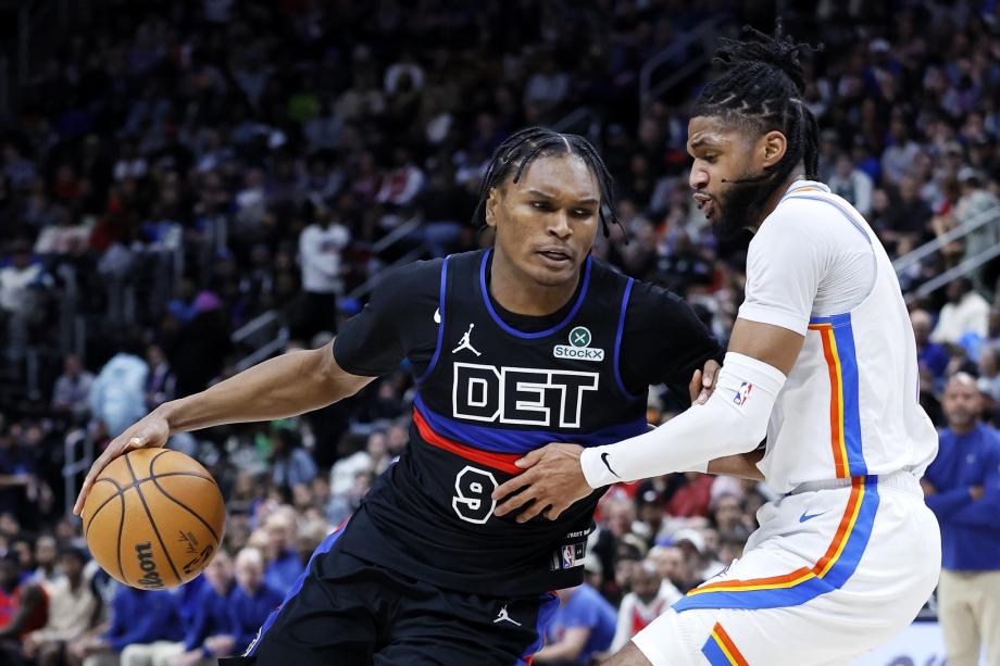 坎宁安被驱逐雷霆险胜活塞 亚历山大48+6