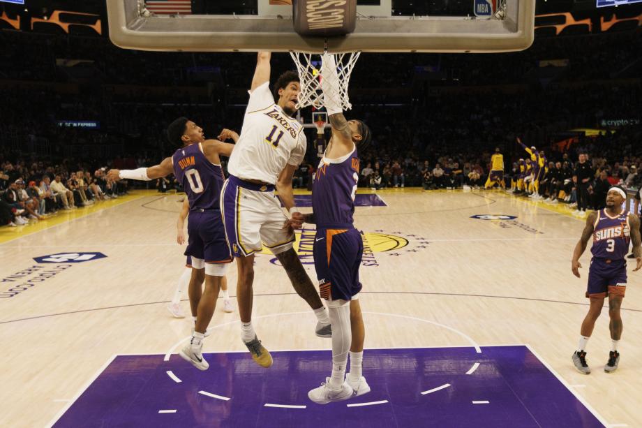 NBA：杜兰特21分东契奇33+11 太阳96-107湖人