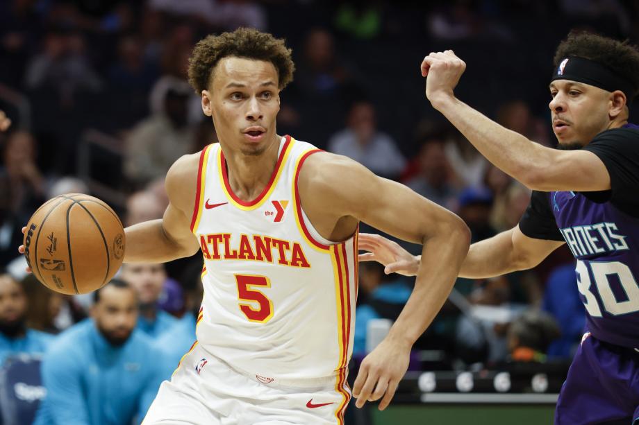 NBA常规赛：老鹰134-102黄蜂 特雷杨31分