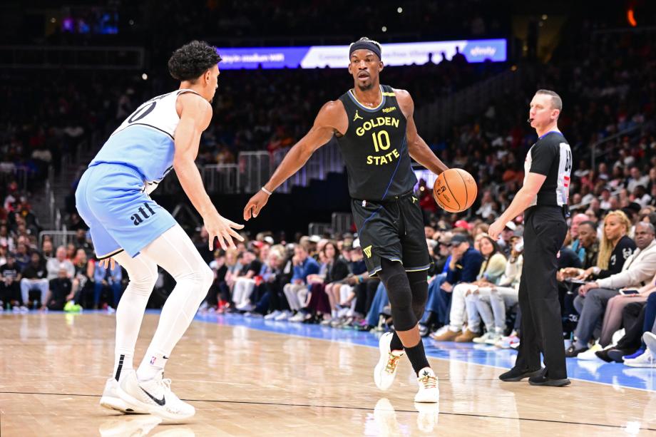 NBA-勇士负老鹰无缘3连胜 库里缺阵巴特勒25+8