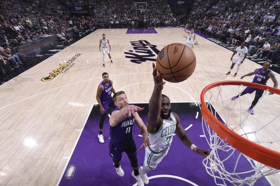 塔图姆25+7+8伤退 凯尔特人击败国王取得六连胜