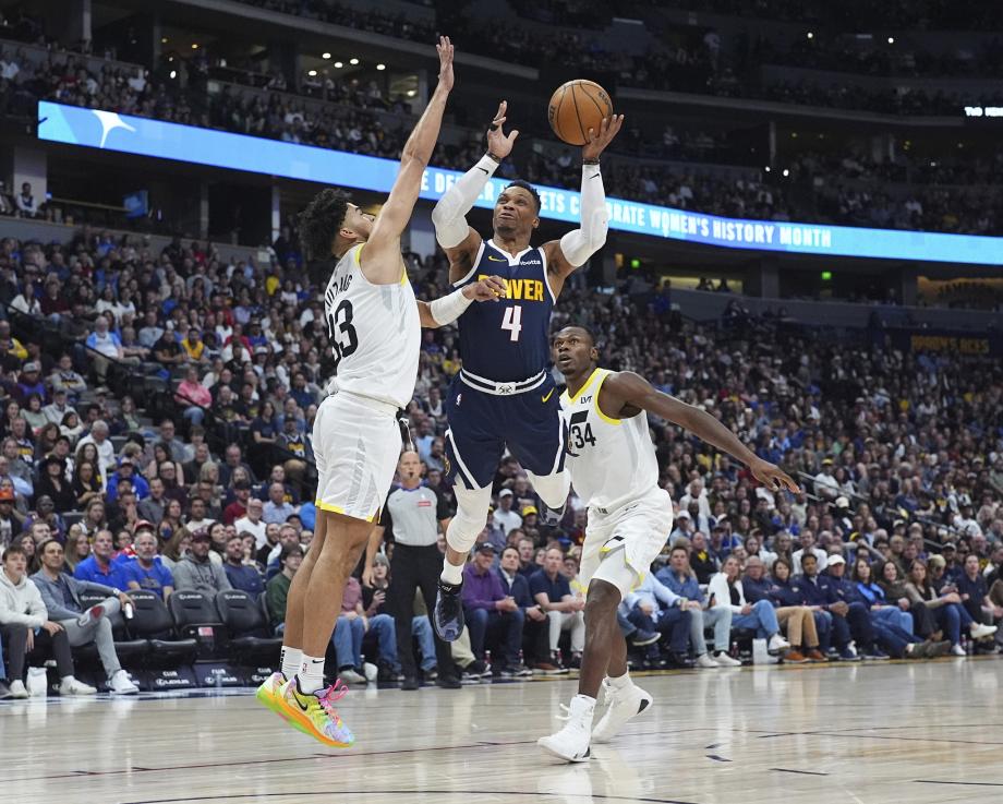 约基奇27+14+6威少双里程碑 掘金36分大胜爵士