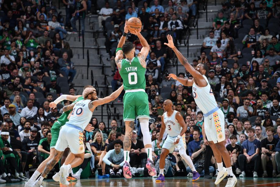 塔图姆29+10+8 凯尔特人7人上双力克马刺迎8连胜