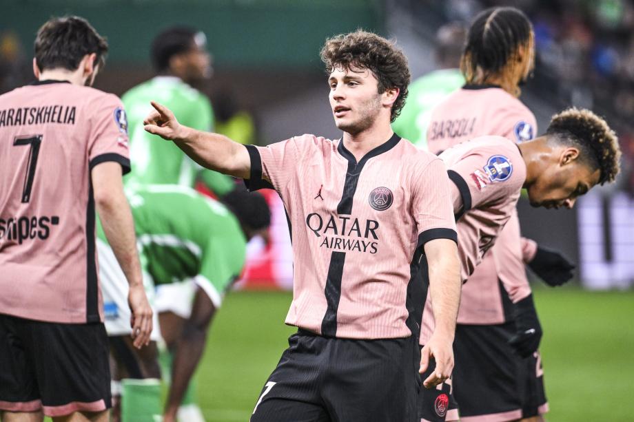 法甲-杜埃双响拉莫斯破门 大巴黎6-1圣埃蒂安