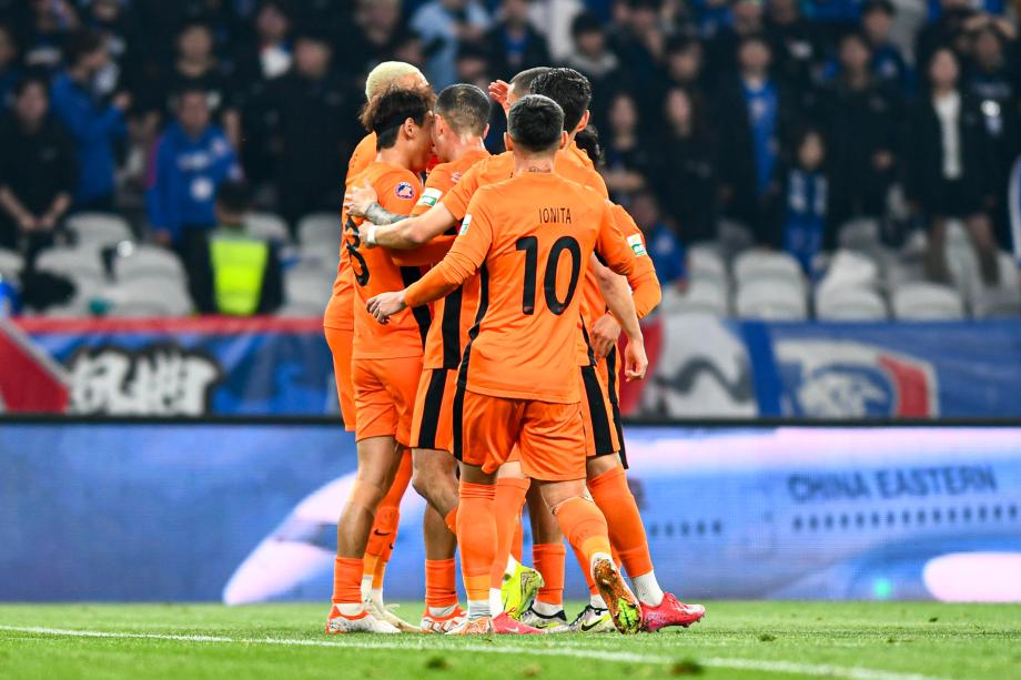 中超-叶楚贵世界波米内罗双响 上海申花3-1云南玉昆