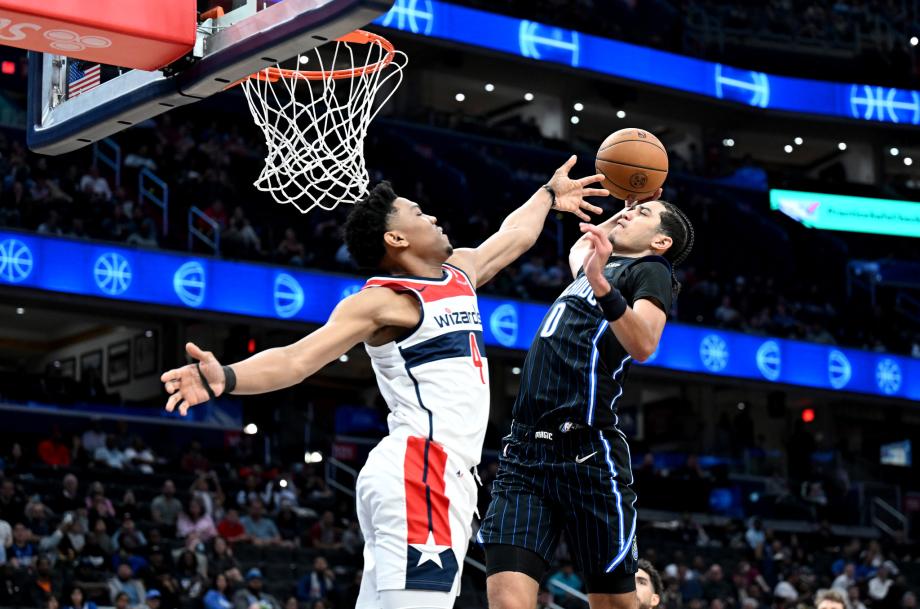 班凯罗33+18+8小瓦格纳27分 魔术击败奇才