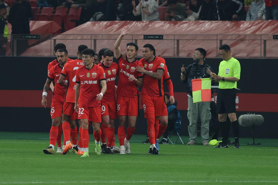 刘若钒进球于汉超破门 上海申花平上海海港