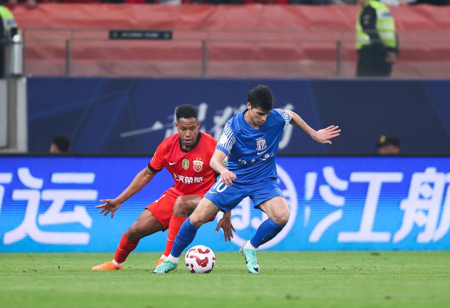 刘若钒进球于汉超破门 上海申花平上海海港