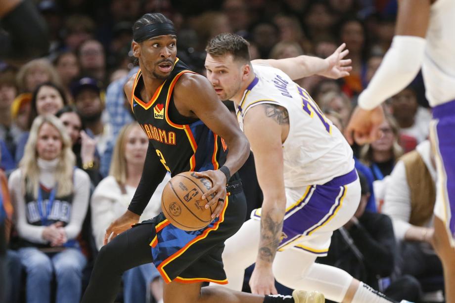 东契奇30+7詹姆斯19+7 湖人大胜联盟第一雷霆