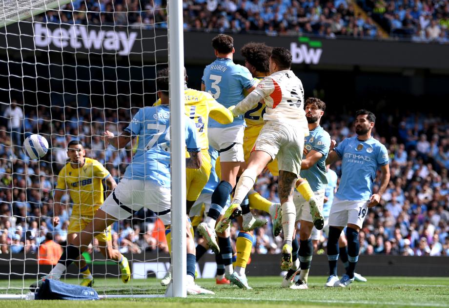 德布劳内传射建功 曼城5-2逆转水晶宫