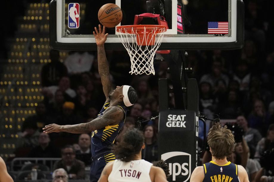 泰森31分7板 骑士双加时不敌步行者