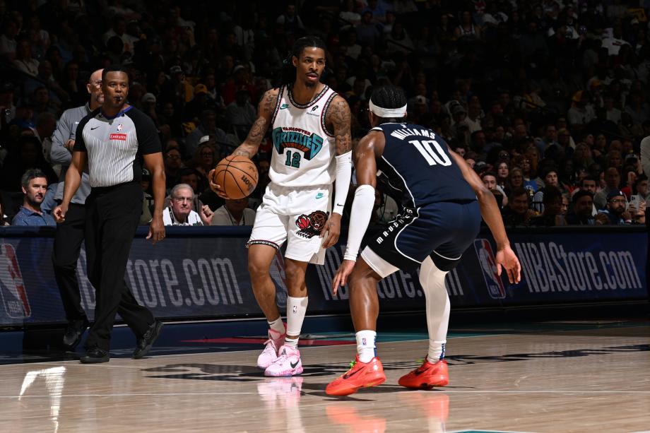 灰熊击败独行侠锁定季后赛席位 首轮对阵雷霆