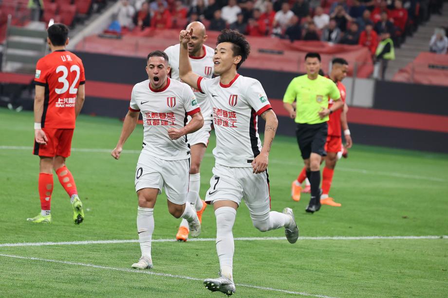 罗慕洛破门韦世豪建功 成都客场击败海港