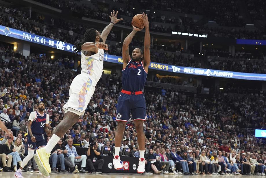 多人得分上双 掘金力克快船赢下天王山之战