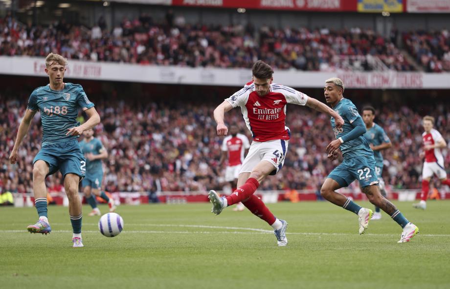 英超-阿森纳1-2遭伯恩茅斯双杀领先曼城3分