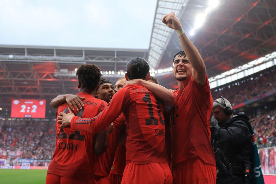 德甲-凯恩停赛 拜仁连追三球3-3遭莱比锡读秒绝平