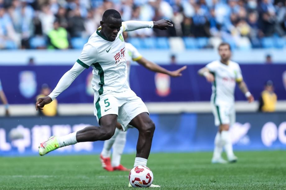 王子铭法比奥破门 北京国安2-0大连英博收获4连胜