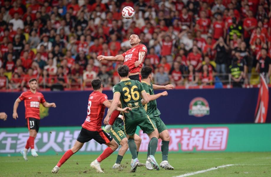 韦世豪破门杨明洋处子球 蓉城2-1战胜浙江取4连胜