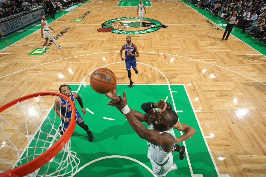 布伦森29分唐斯两双 尼克斯加时逆转凯尔特人