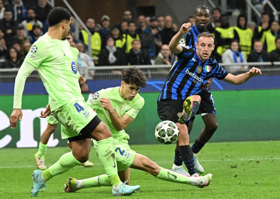 国米加时4-3总分7-6淘汰巴萨晋级欧冠决赛