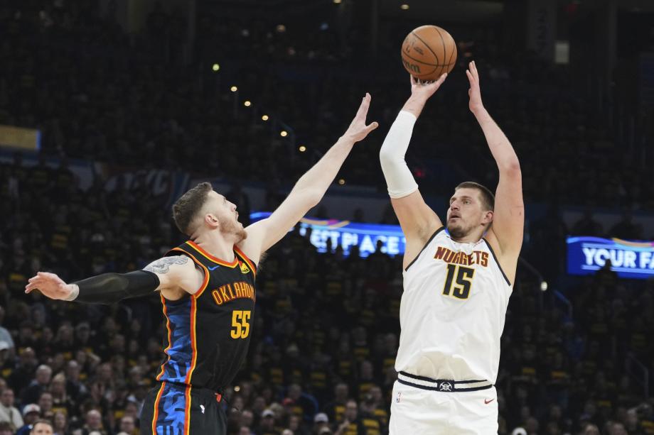 亚历山大34+8约基奇6犯 雷霆狂胜掘金总分1-1