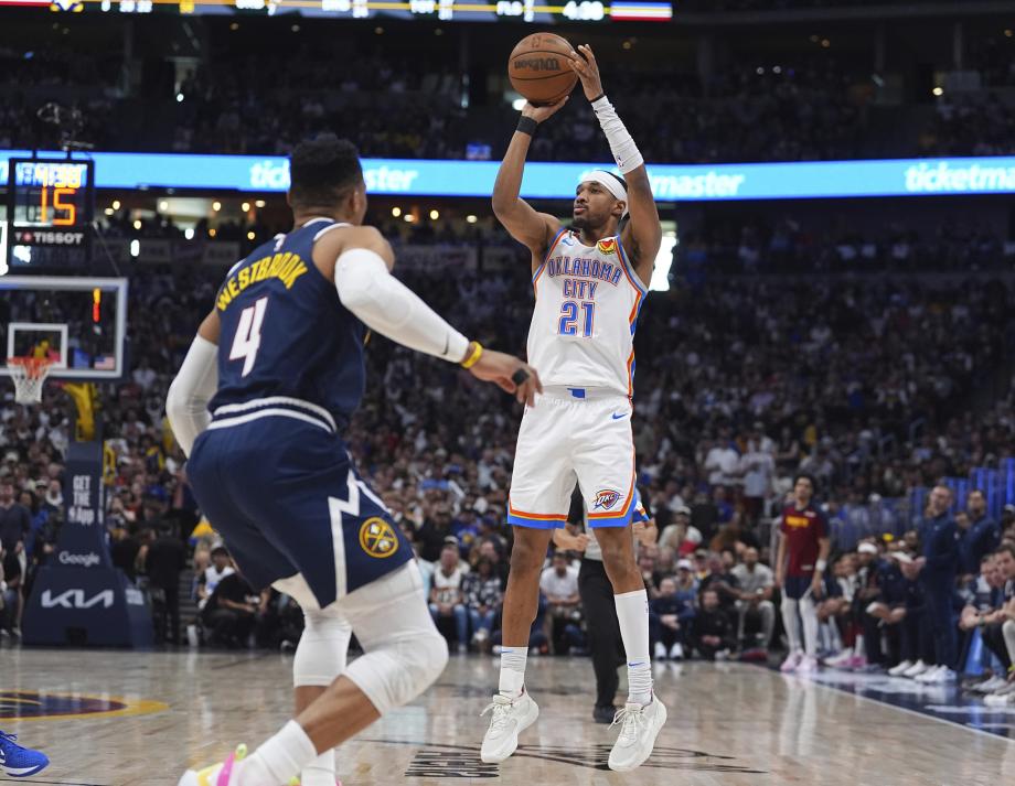 亚历山大25+6+6约基奇27分 雷霆客场力克掘金