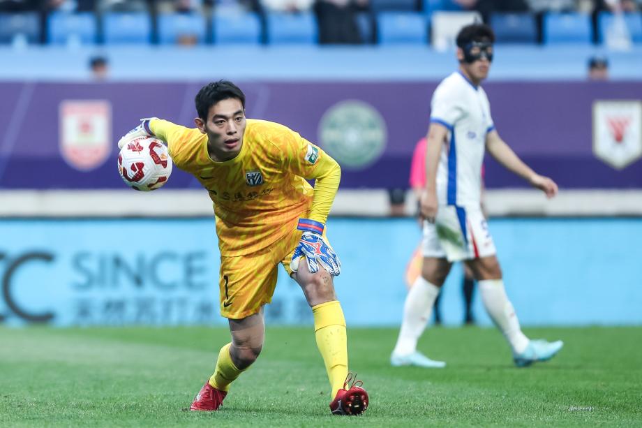 中超-特谢拉破门米内罗传射建功 申花3-0大连英博