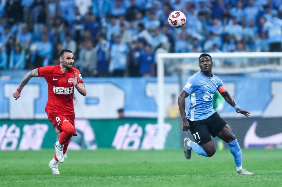 马莱莱助攻朱鹏宇破门 大连英博击败梅州客家