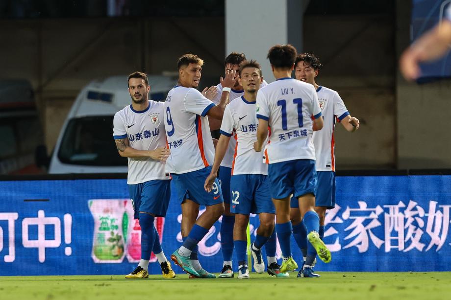 泽卡两球卡多索梅开二度 河南主场战平山东