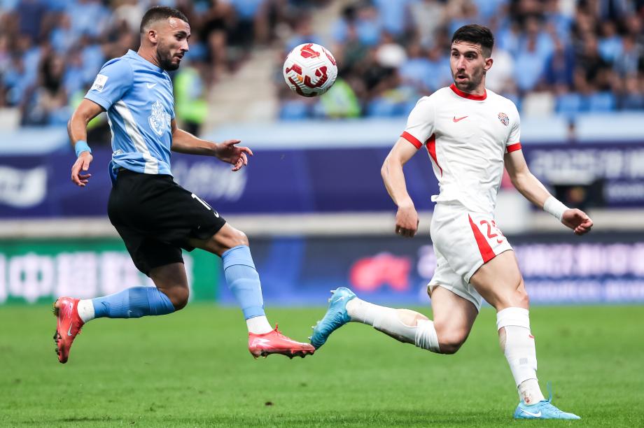 拉布亚德进球马莱莱破门 英博主场战胜海牛