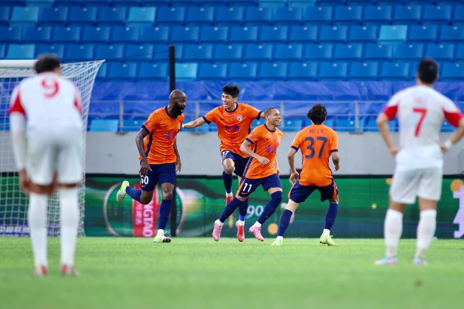 主场大胜云南玉昆 青岛海牛暂时摆脱降级区