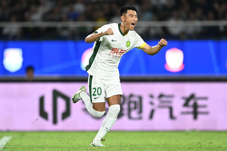 近4轮首胜！北京国安4-3逆转十人浙江俱乐部