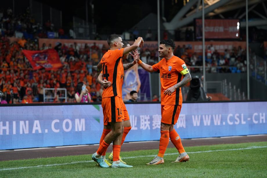 罗竞破门韩子龙进球 云南玉昆战胜武汉三镇