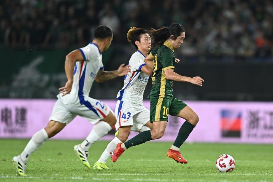 中超-路易斯中框卢卡斯失良机 申花0-0浙江3轮不胜