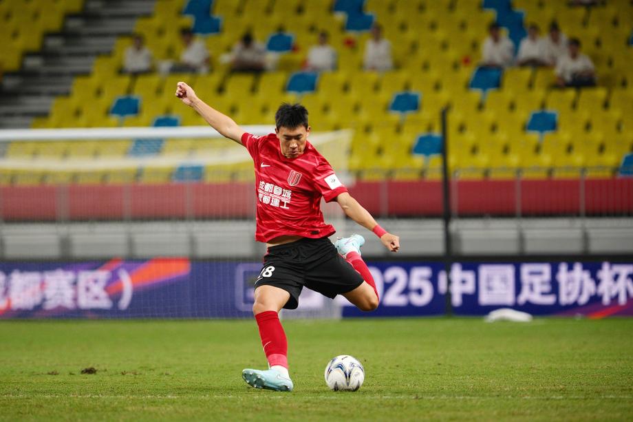 足协杯-点球大战王国明立功 河南队晋级决赛