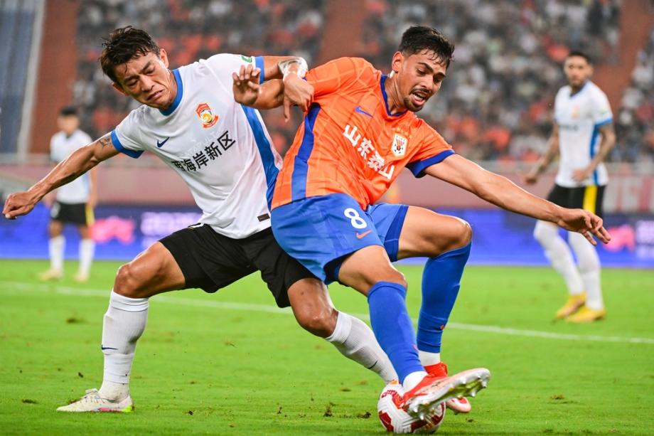 克雷桑双响卡扎伊什维利建功 泰山3-2西海岸